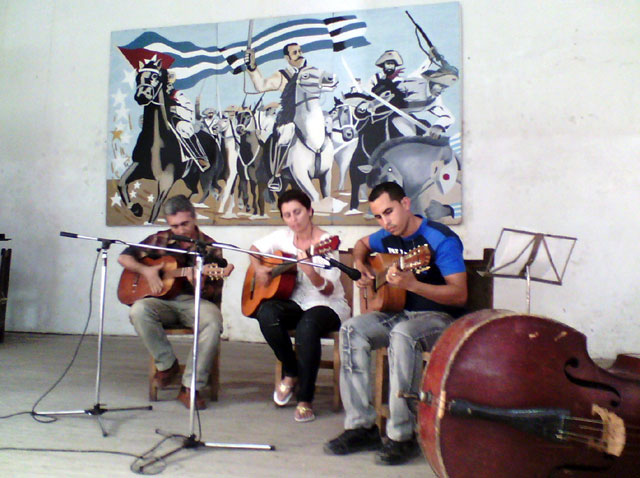 Cantata por la Vida en Holguín