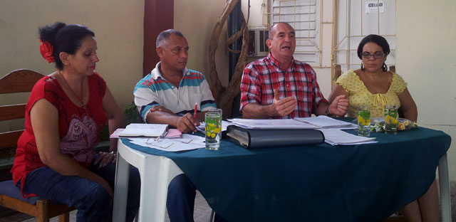 Miembros del Comité Organizador del Noveno Coloquio. Foto: Hugo/Visión desde Cuba.